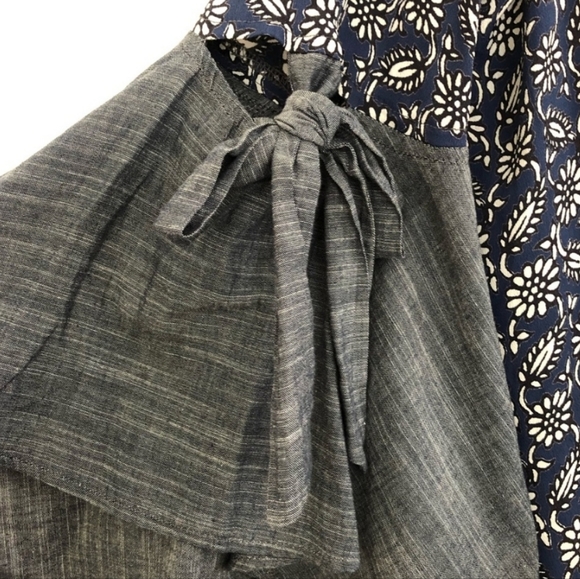 Ivy Jane Blue Floral Bell sleeve Kimono cover up - Picture 3 of 4